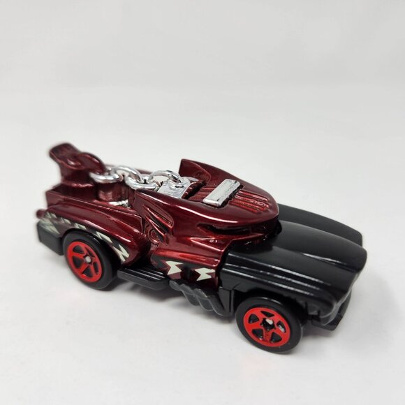 Hot Wheels Hotweiler Die-Cast Car 2016 Mattel Red & Black With Chain Detail - Picture 3 of 8